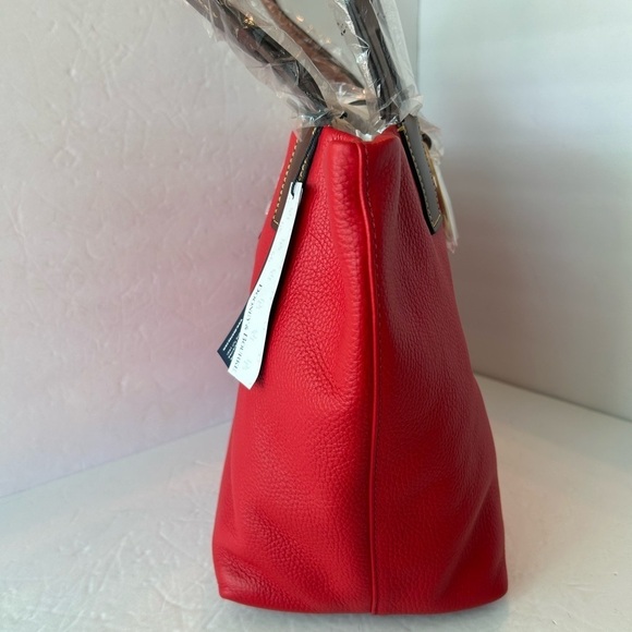 Dooney & Bourke NWT Red Pebble Leather Large Tote - Picture 10 of 13